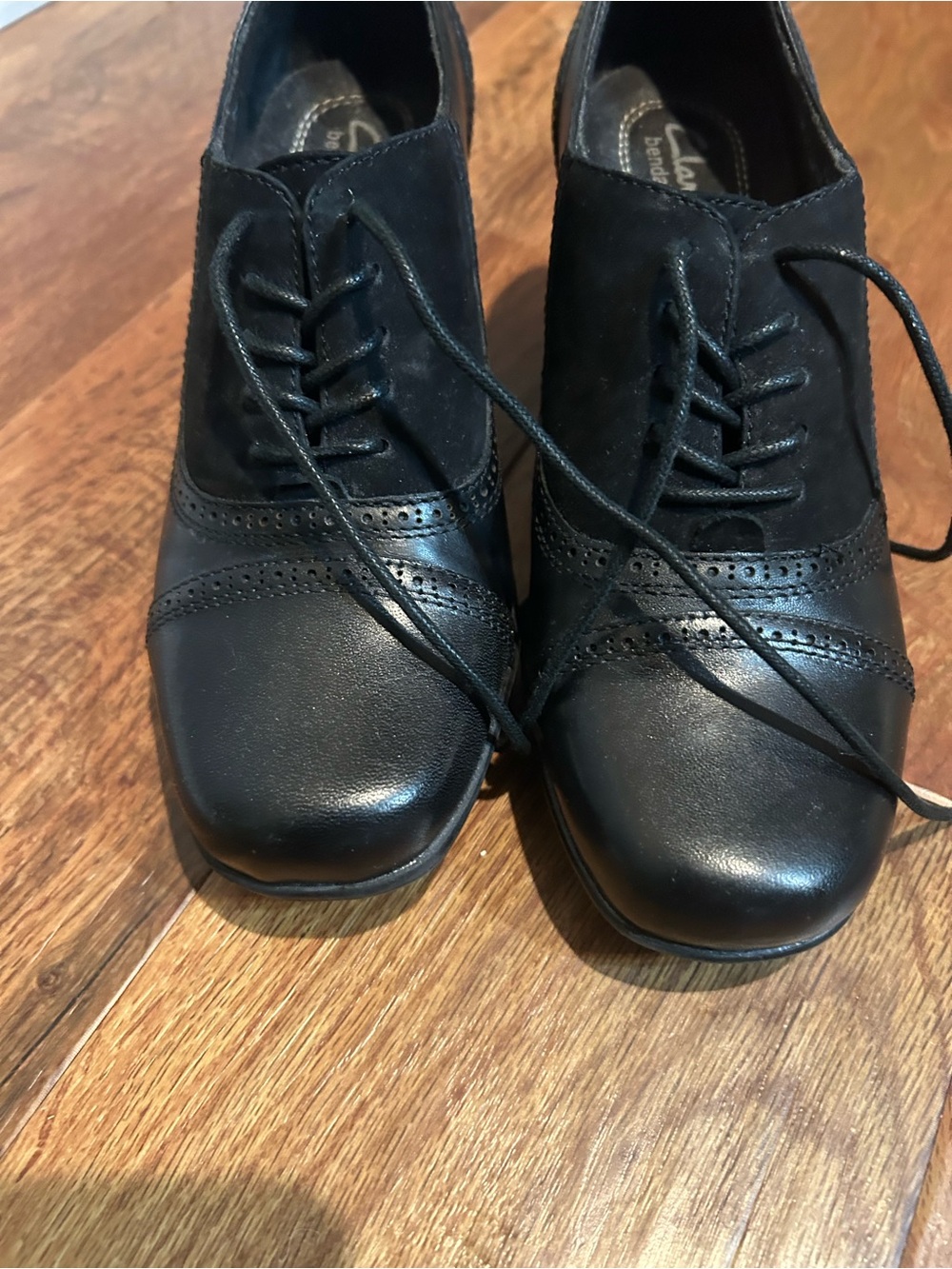 Clarks Black Lace Up Melrose Oxford Heel - Picture 3 of 12